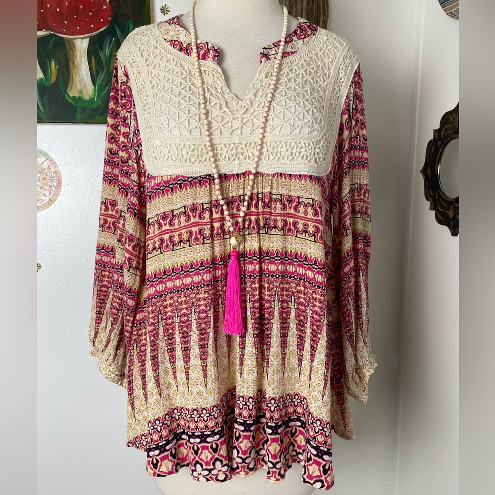 Moon and Sky boho long sleeve v neck crochet lace bib cream print pink top S - Picture 3 of 11